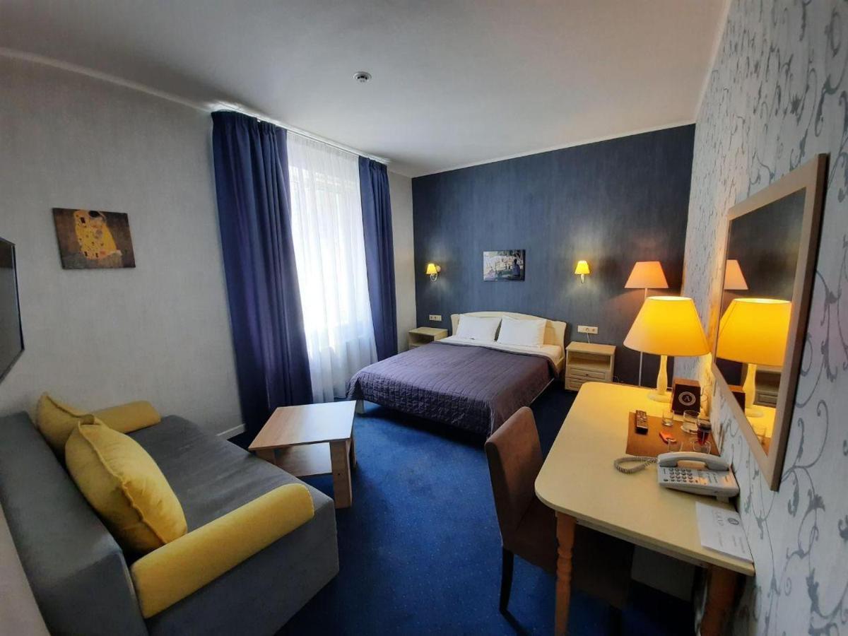 Hotel Ajur Odessa Eksteriør bilde
