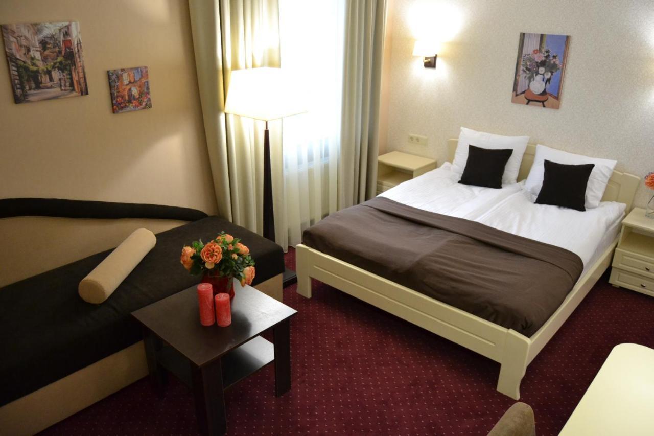 Hotel Ajur Odessa Eksteriør bilde