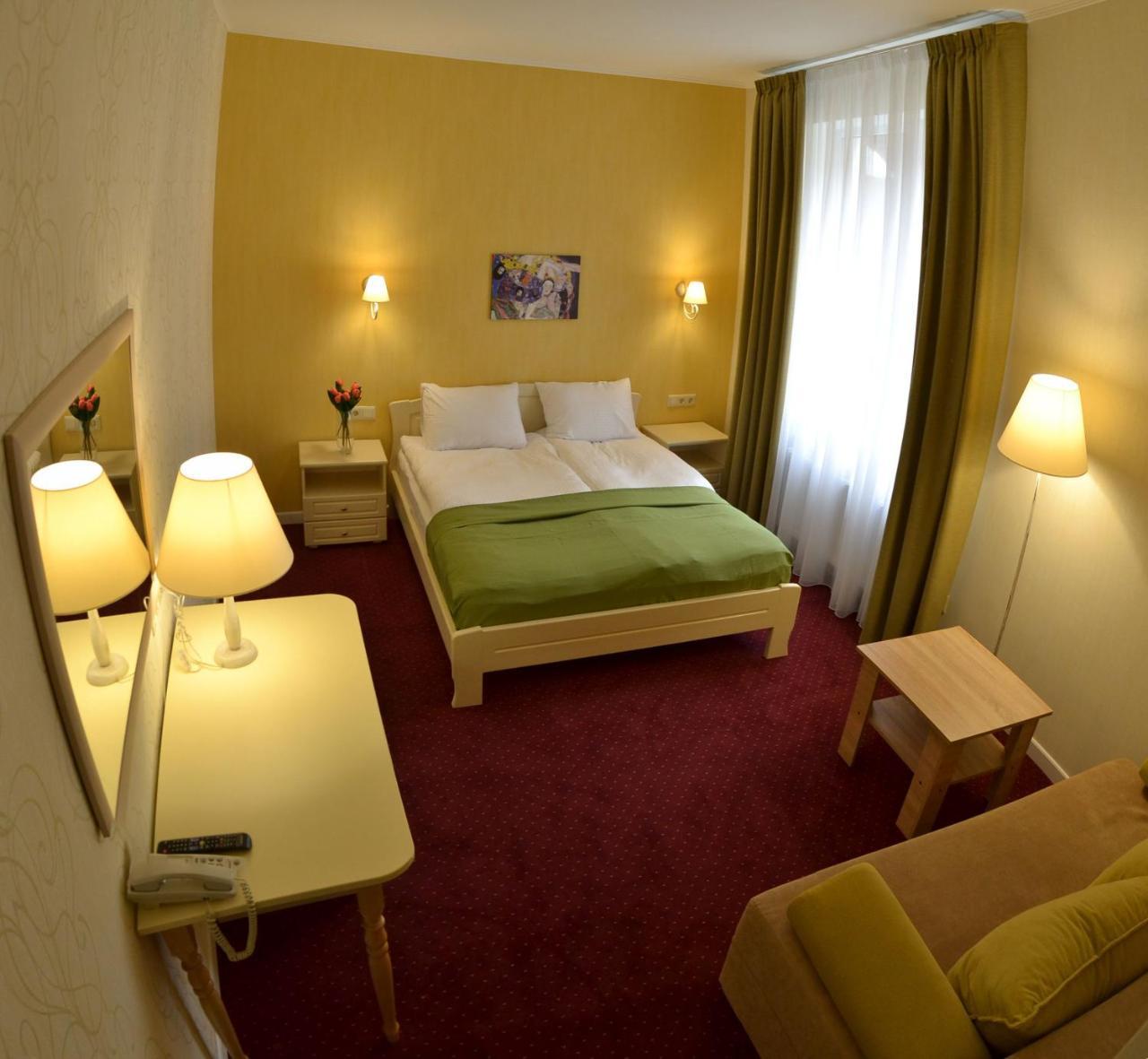 Hotel Ajur Odessa Eksteriør bilde
