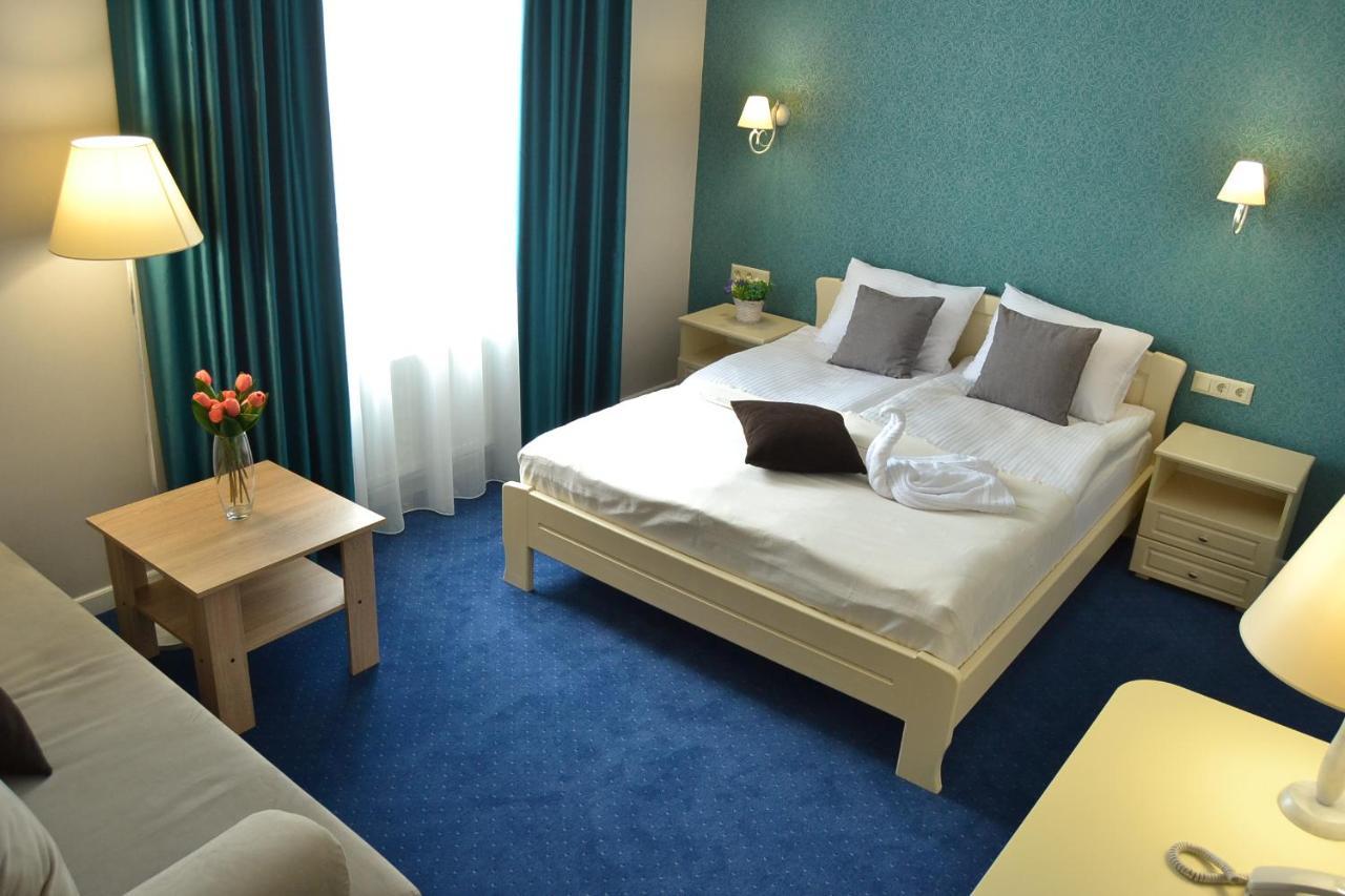Hotel Ajur Odessa Eksteriør bilde