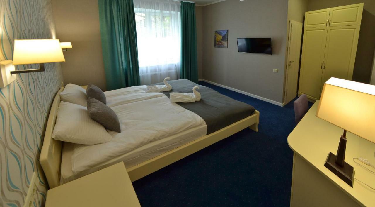 Hotel Ajur Odessa Eksteriør bilde