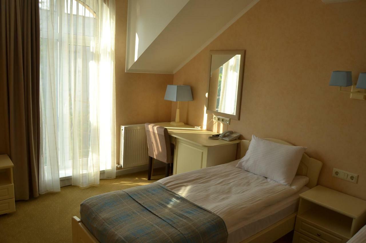 Hotel Ajur Odessa Eksteriør bilde